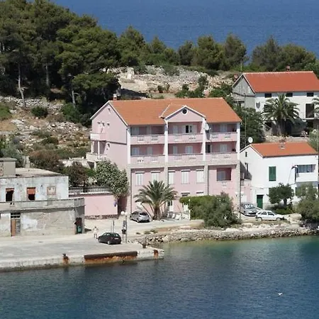Studio 443d Sali